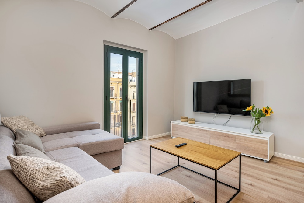 Business Apartment, Balcony