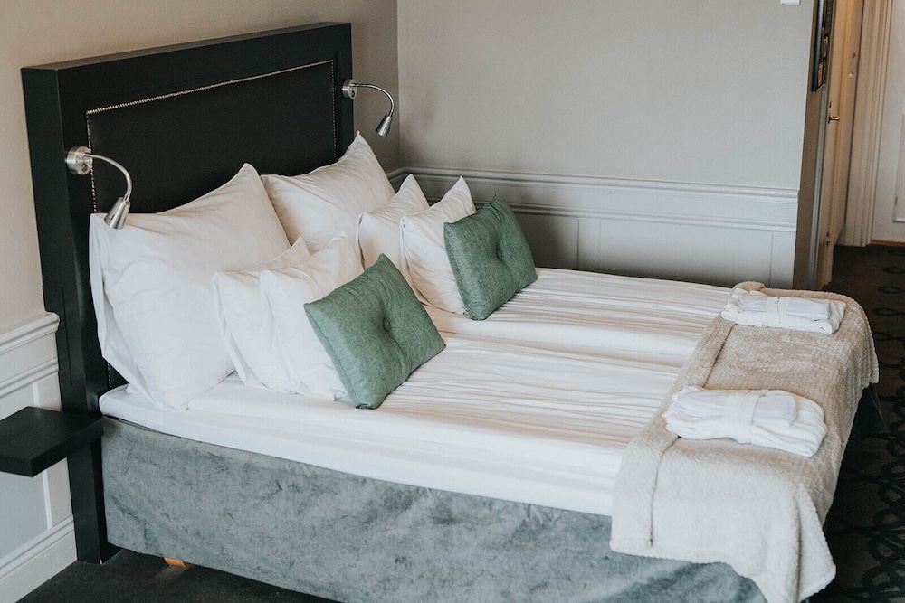 Superior Room, 2 Twin Beds - Photo 12