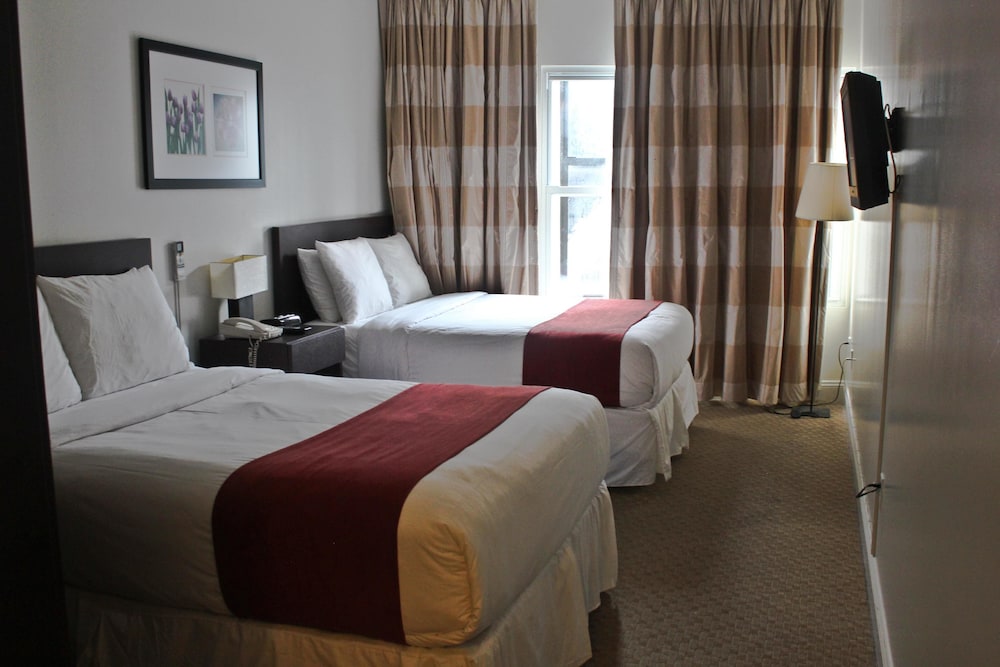 Standard Room, 2 Double Beds photo 3