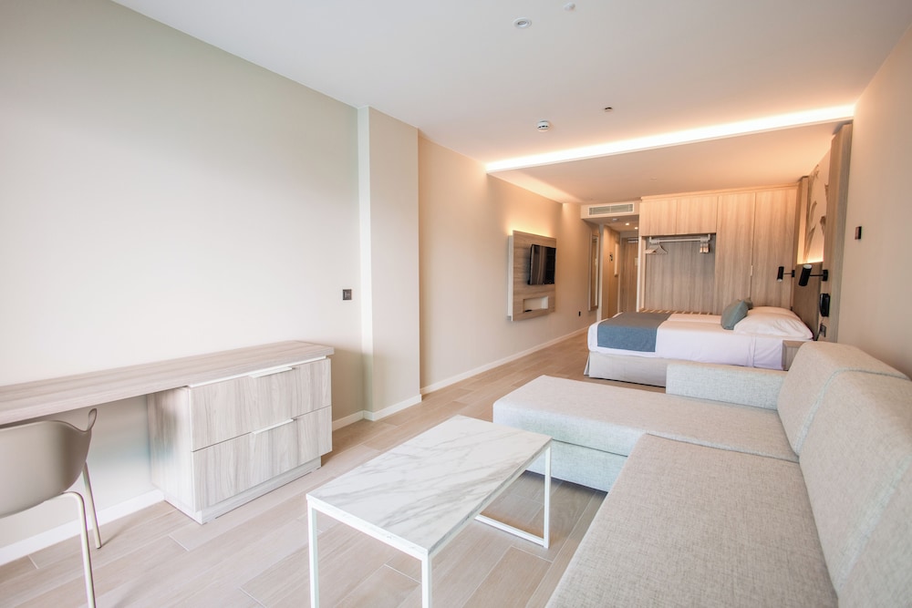 Grand Double Room
