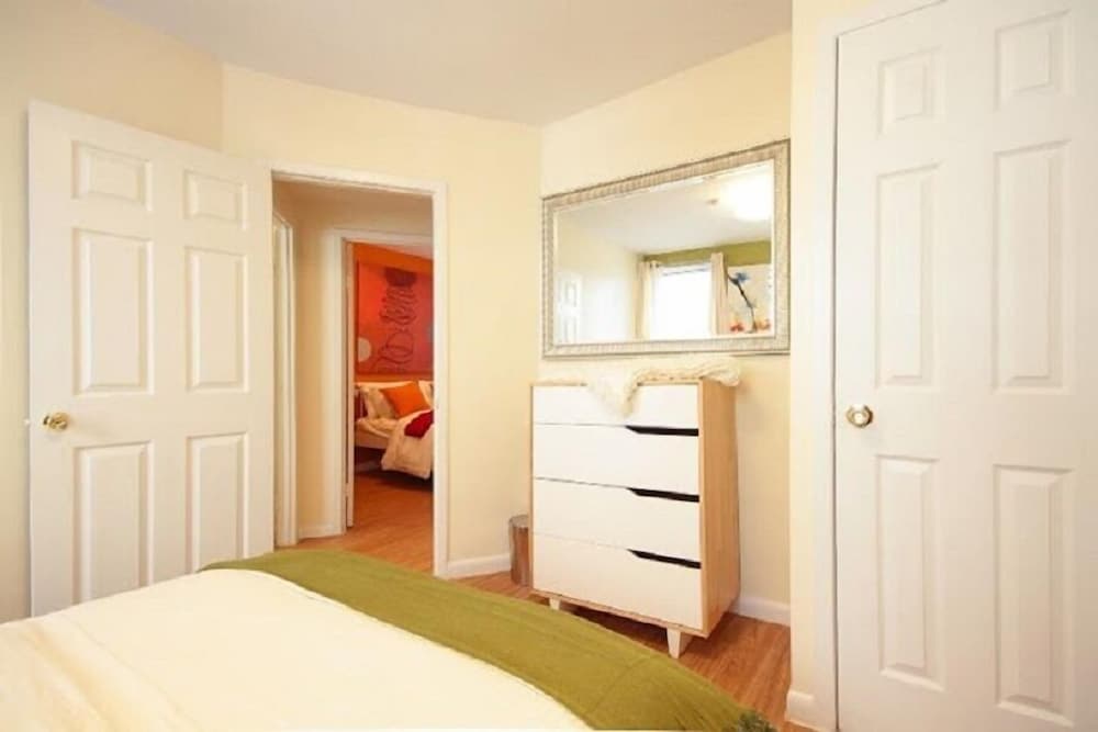 Classic Apartment, 3 Bedrooms photo 1