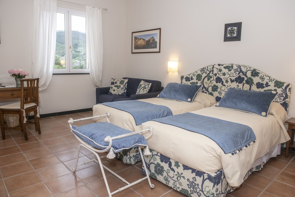 Superior Double Room, Hill View - Photo 2