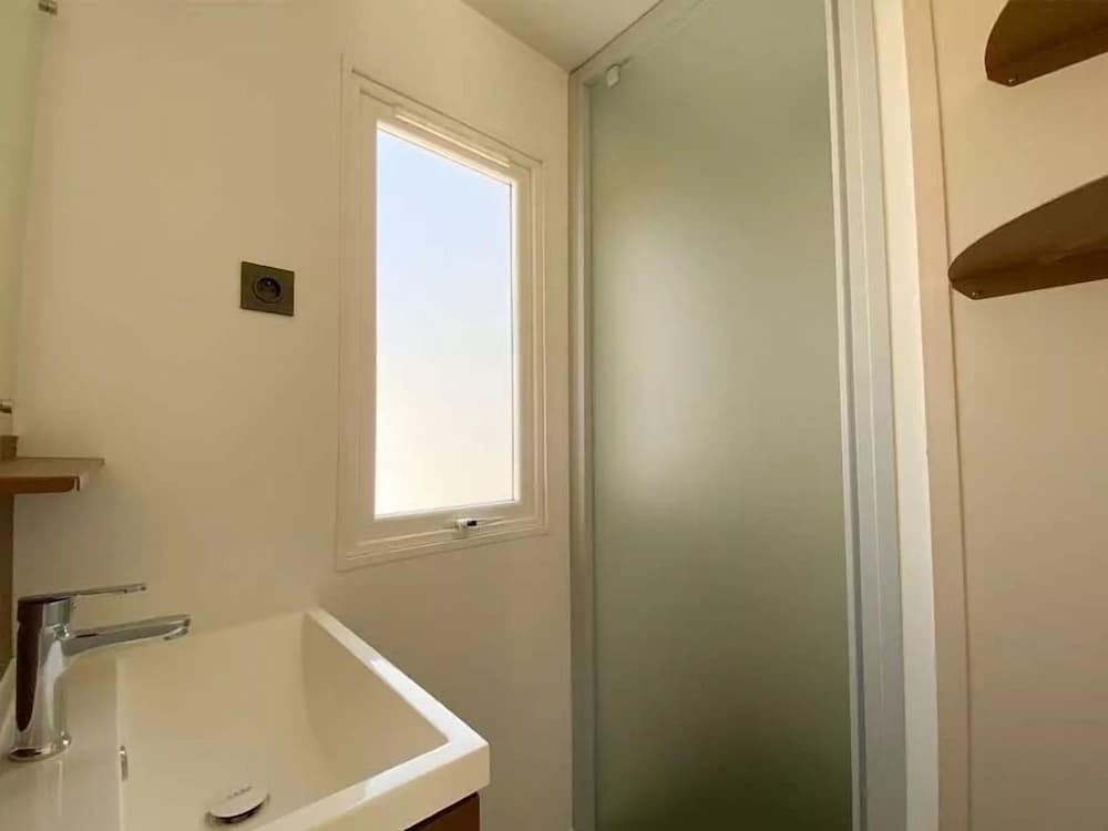 Classic Mobile Home photo 2