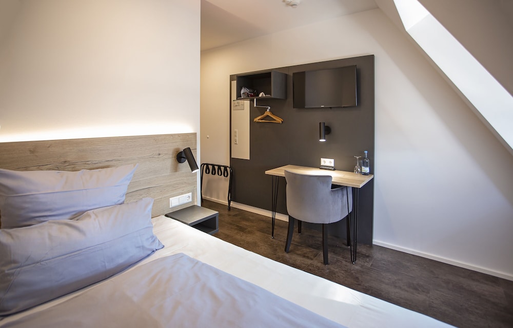 Superior Single Room (PLUS) photo 3