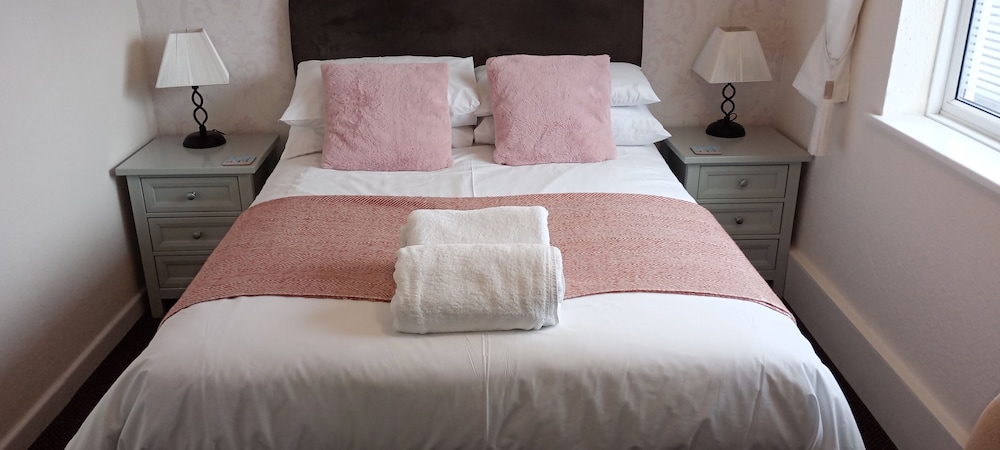 Double Room (Room 9) photo 2