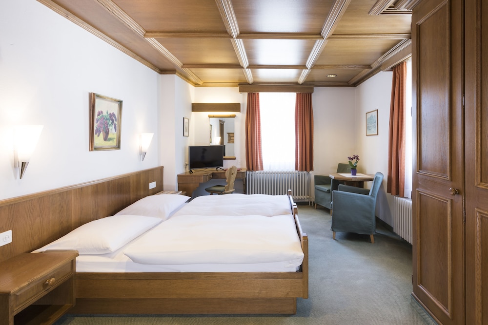 Standard Double Room - Photo 2