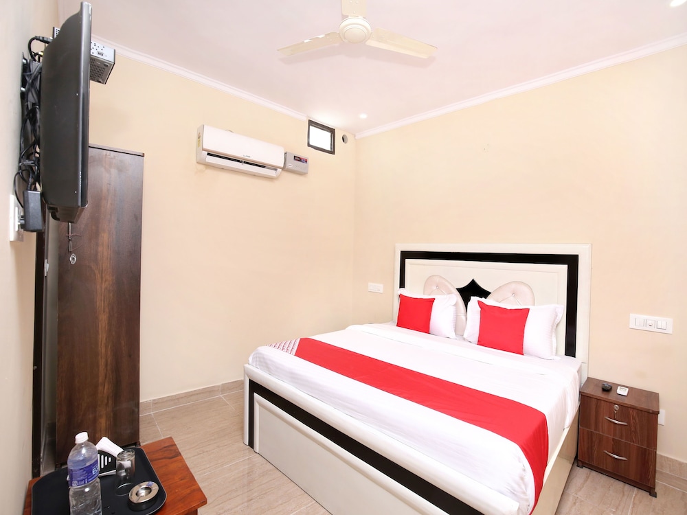 Double Or Twin Room photo 3