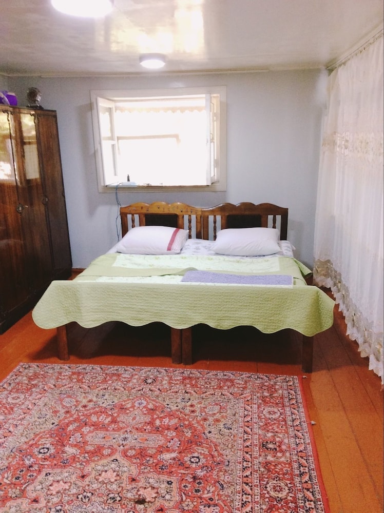 Economy Double Room photo 2