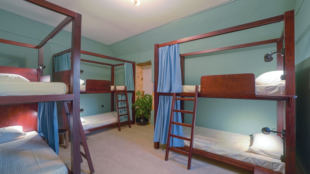 Comfort Shared Dormitory, Courtyard View