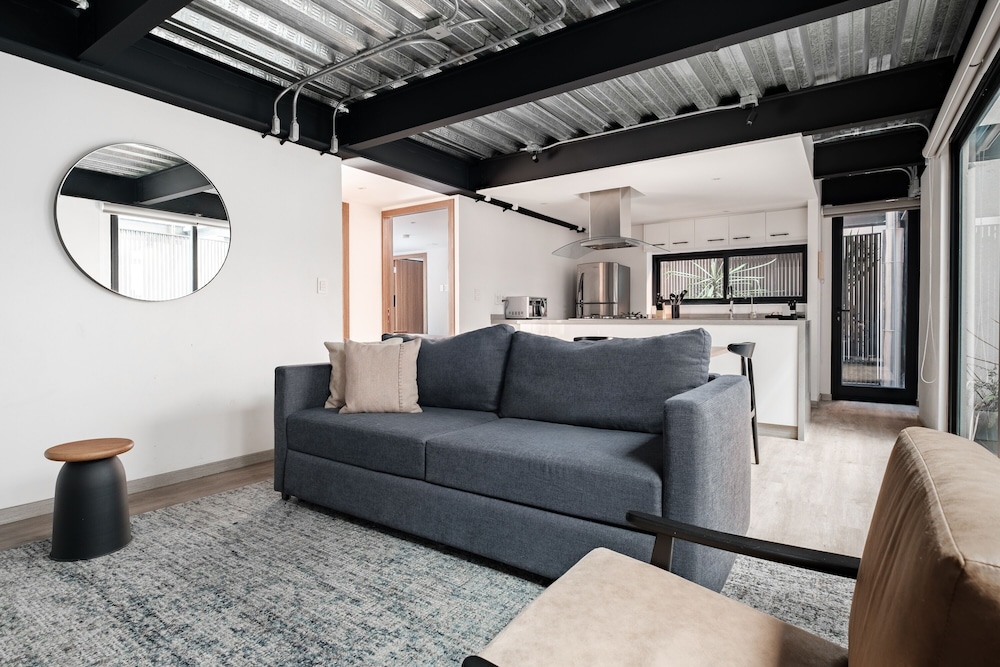 Grand Apartment