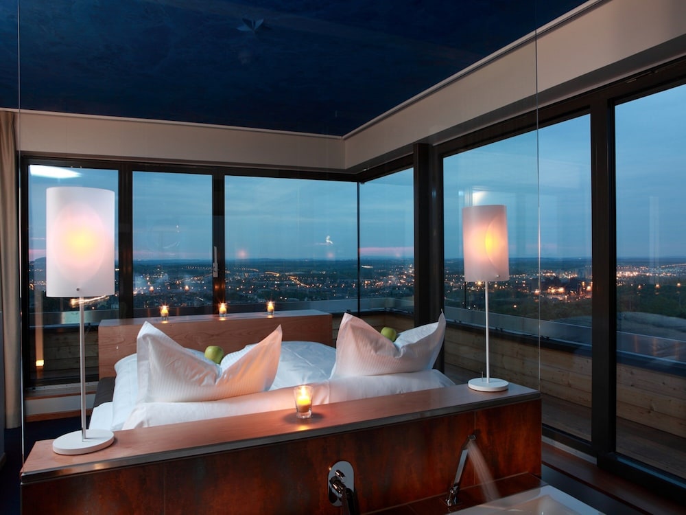 Suite with King Bed