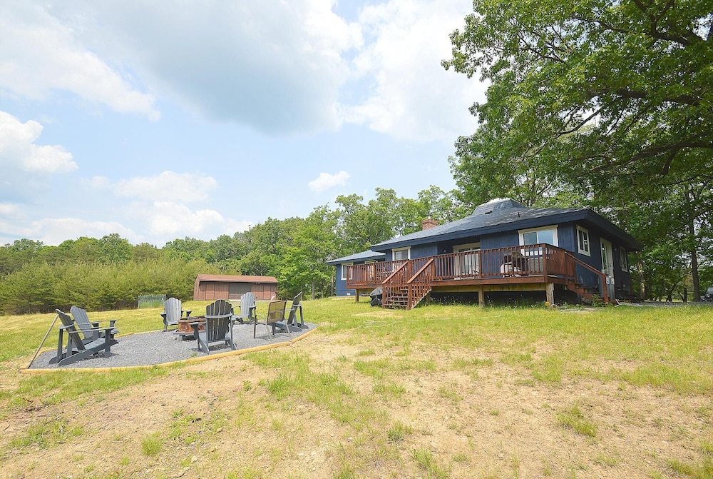 Cabin, Multiple Beds (Black Bear Cabin - The Mountain Retre)