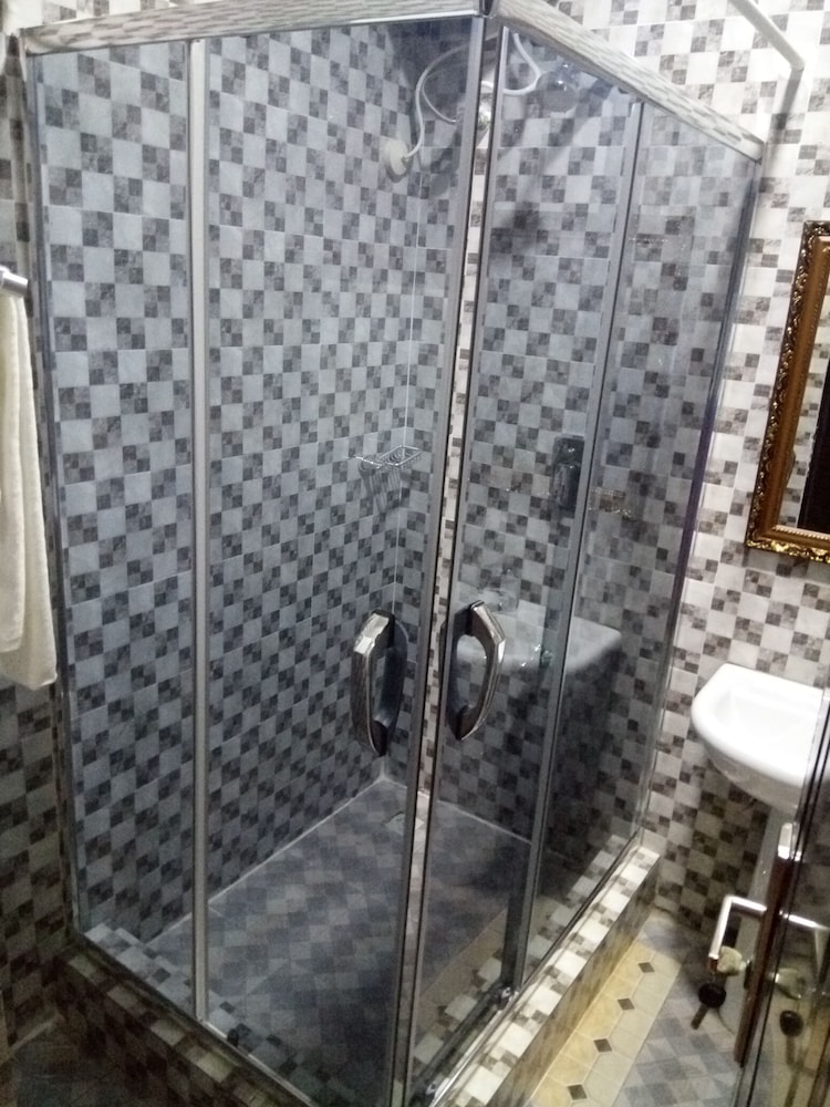 Deluxe Suite, 1 Bedroom, Non Smoking, Pool View photo 1