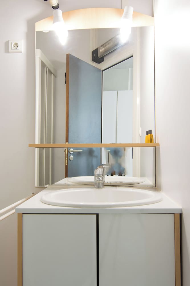 Basic Studio, 1 Bedroom photo 2