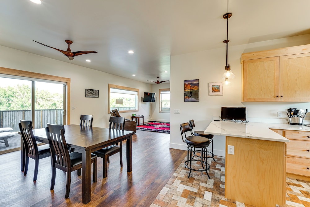 House (2 Bedrooms) photo 2