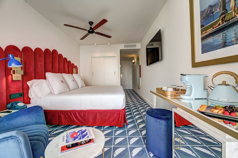 Double Room Single Use - Photo 4