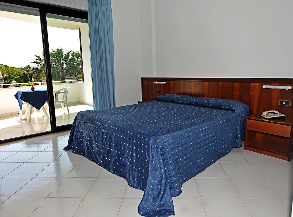 Quadruple Room photo 2