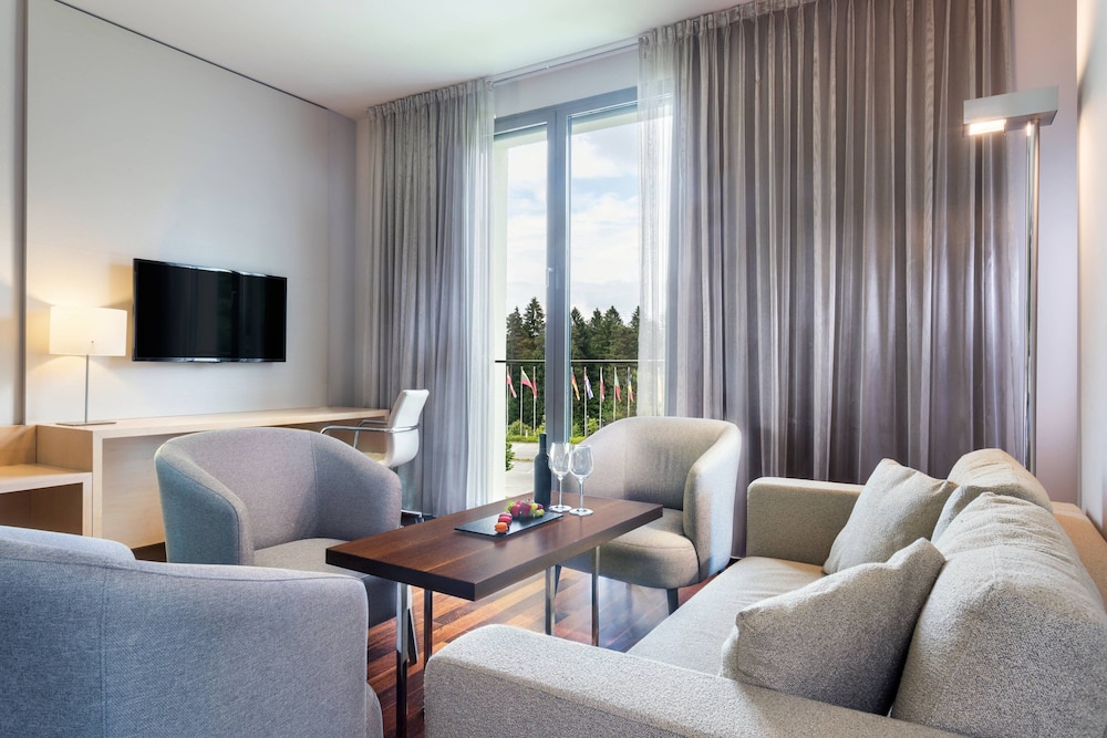 Executive Suite, 1 King Bed with Sofa bed photo 1