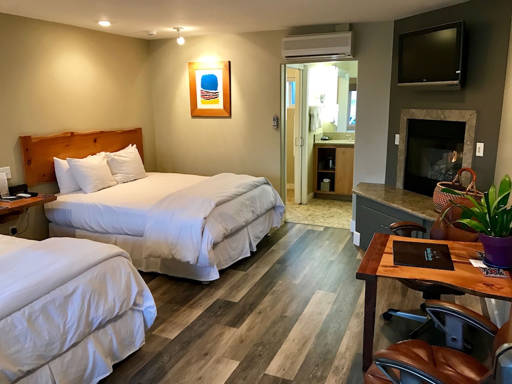 Classic Room, 2 Queen Beds