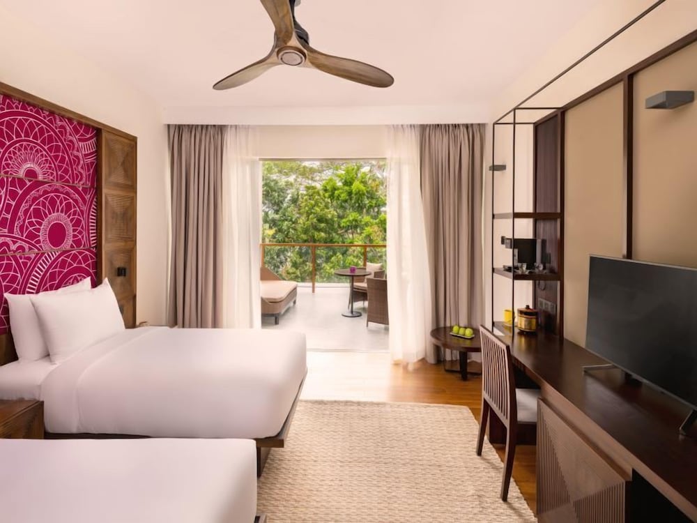 Luxury Twin Room
