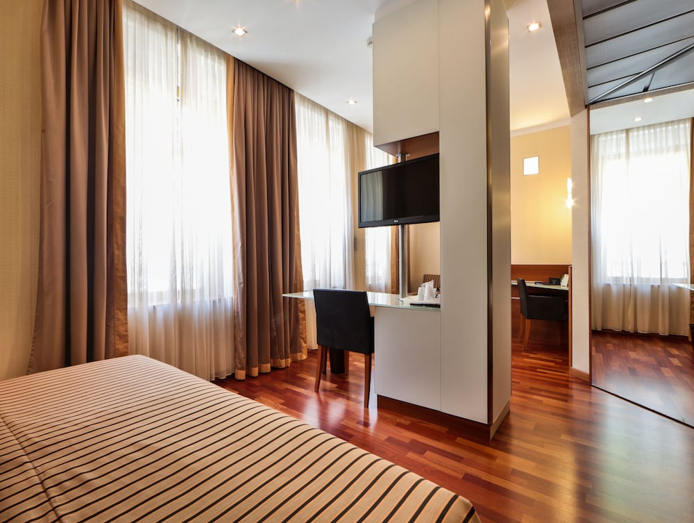 Junior Suite, 1 Queen Bed
