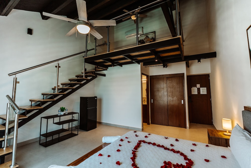 Luxury Loft, 2 Double Beds, Balcony - Photo 6
