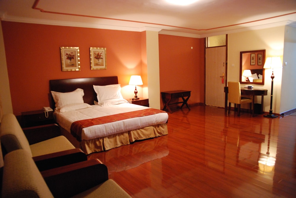 Suite photo 1