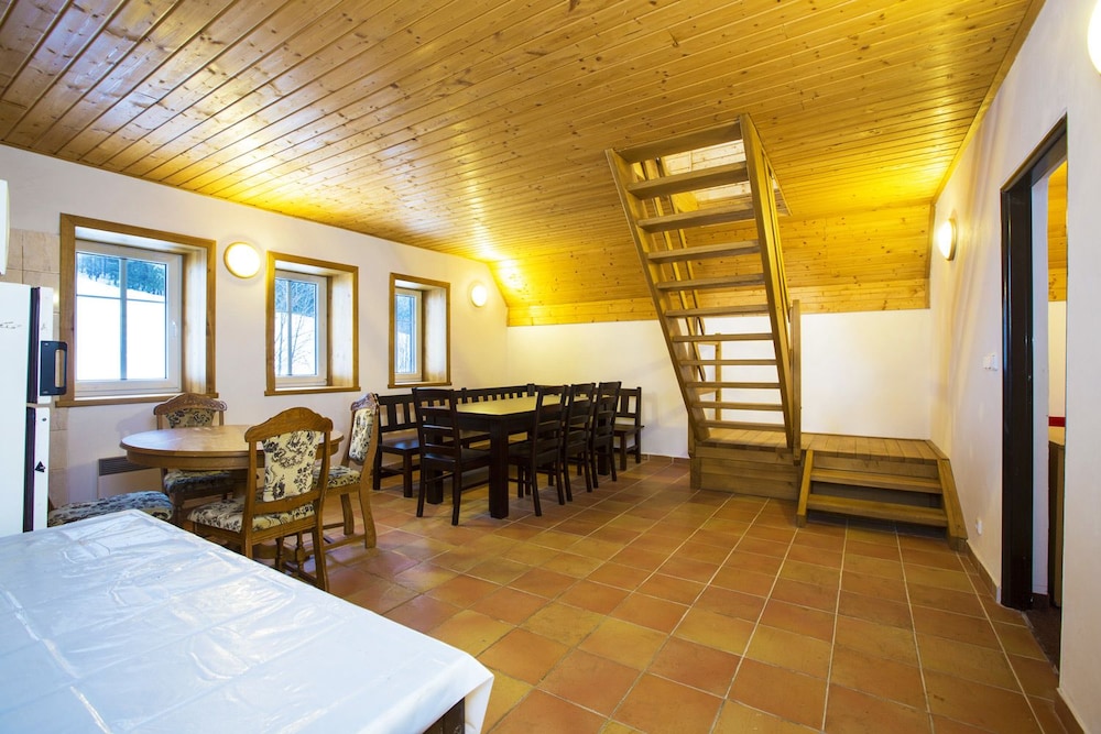 Chalet, 4 Bedrooms, Mountain View, Slope side (Depandance+electricity) photo 3