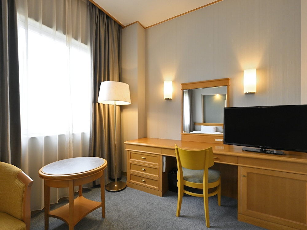 Wide Twin Room, Smoking photo 3