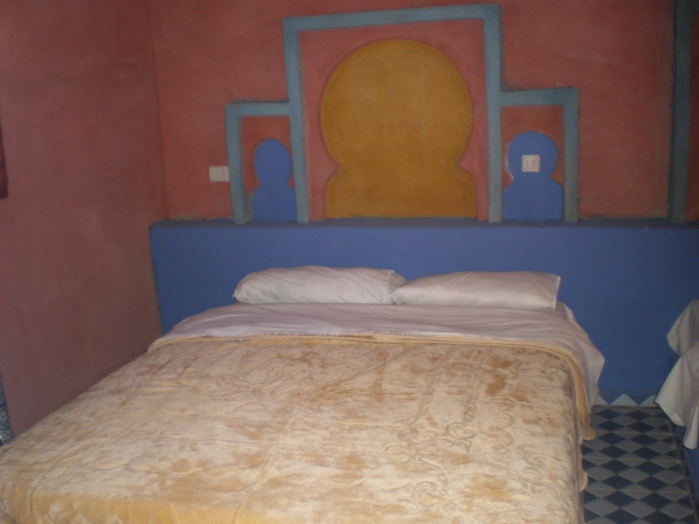 Standard Double or Twin Room, Private Bathroom photo 3