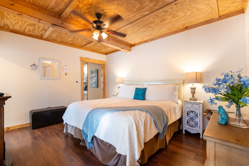 Duplex, Private Bathroom, Courtyard View (Garden Suite) photo 1