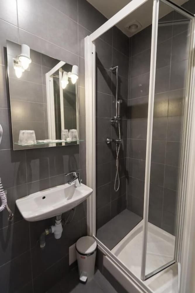 Classic Double Room - Photo 3