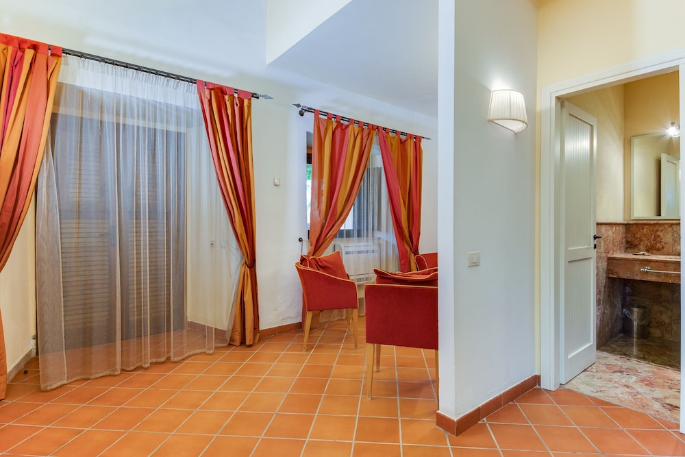 Classic Room (2 Adults) - Photo 2