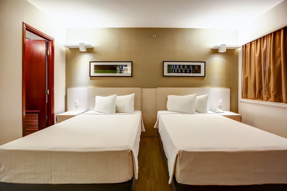 Luxury Suite, 2 Twin Beds, Non Smoking - Photo 12
