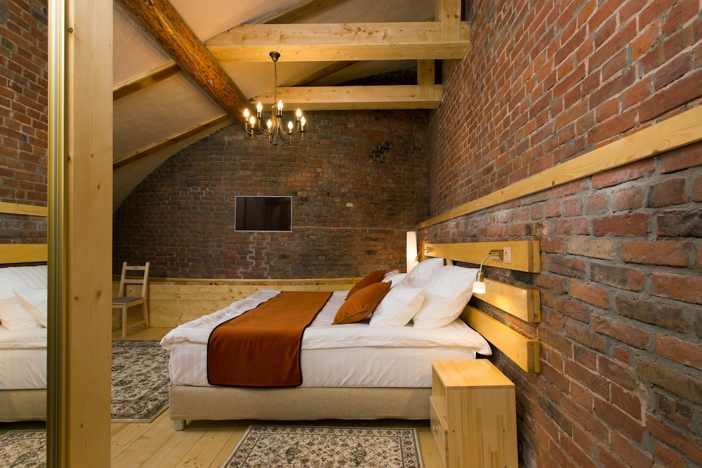 Superior Double or Twin Room, No Windows photo 3