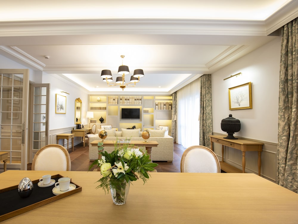 Presidential Room photo 3