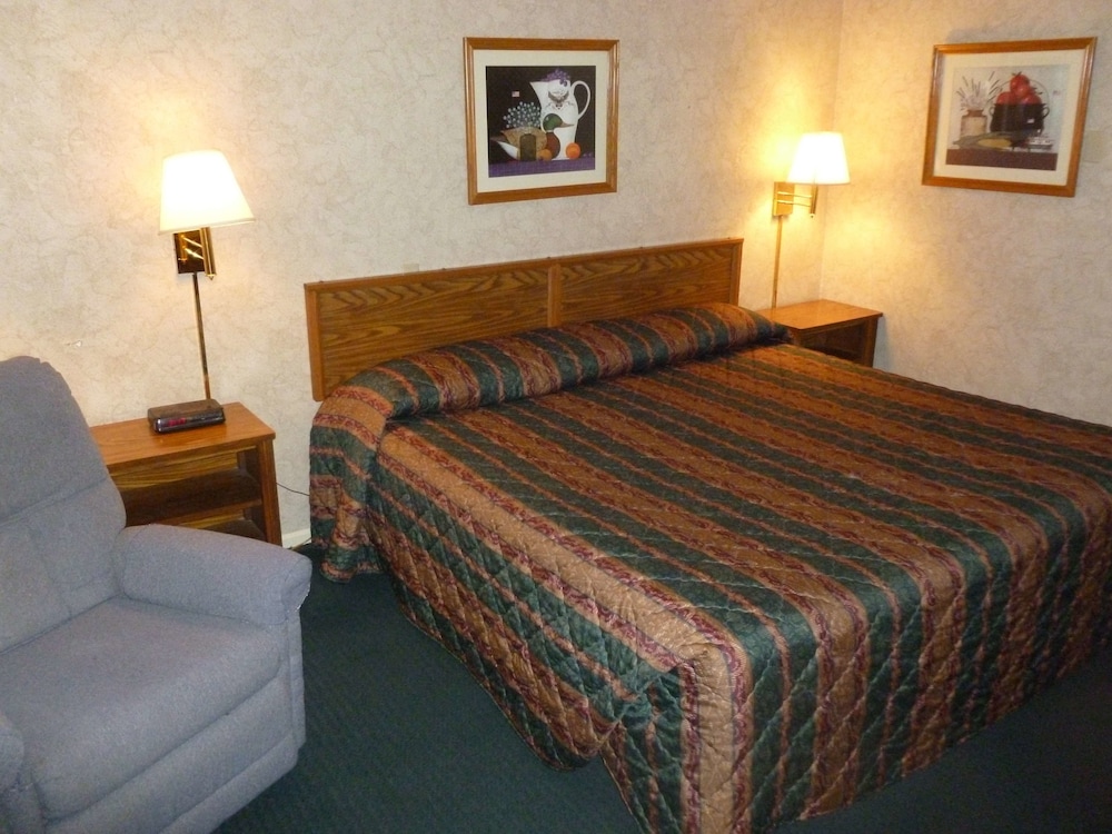 Room, 1 Queen Bed, Non Smoking - Photo 1