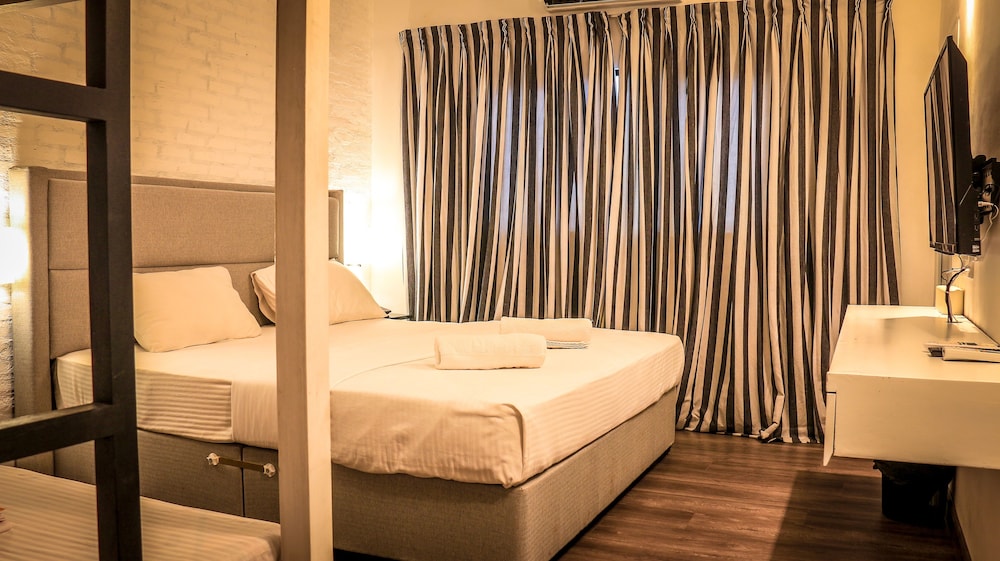Family Quadruple Room