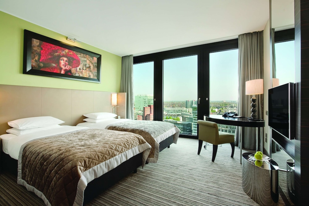 Room, 2 Twin Beds (Club Access)