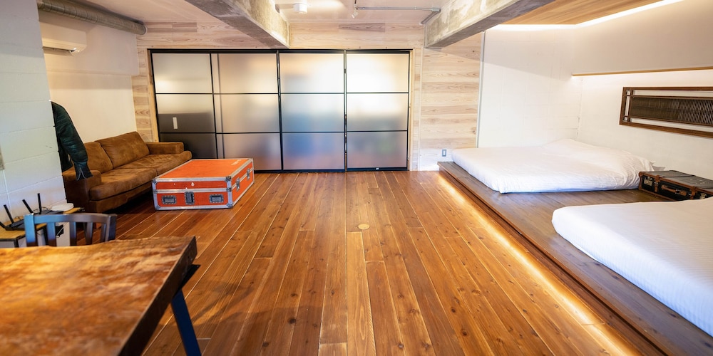 Apartment (A)