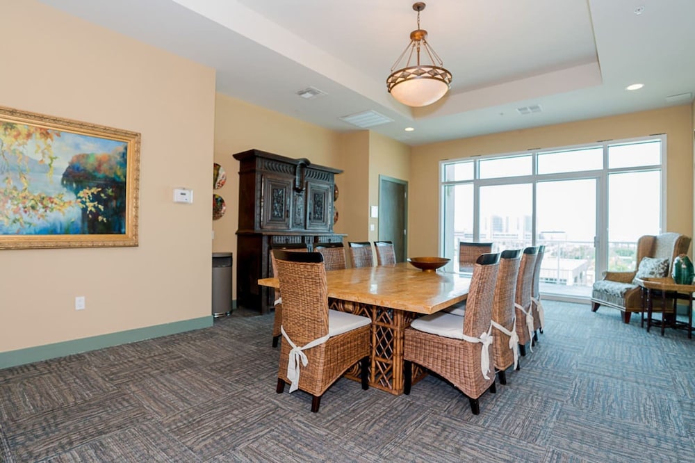 Sea it All Infinity Pool Ocean Views Steps From the Beach -- a Great Getaway, Foto 2