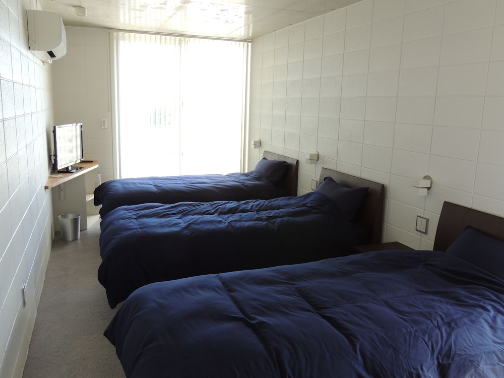 Standard Triple Room, Balcony, Ocean View photo 1