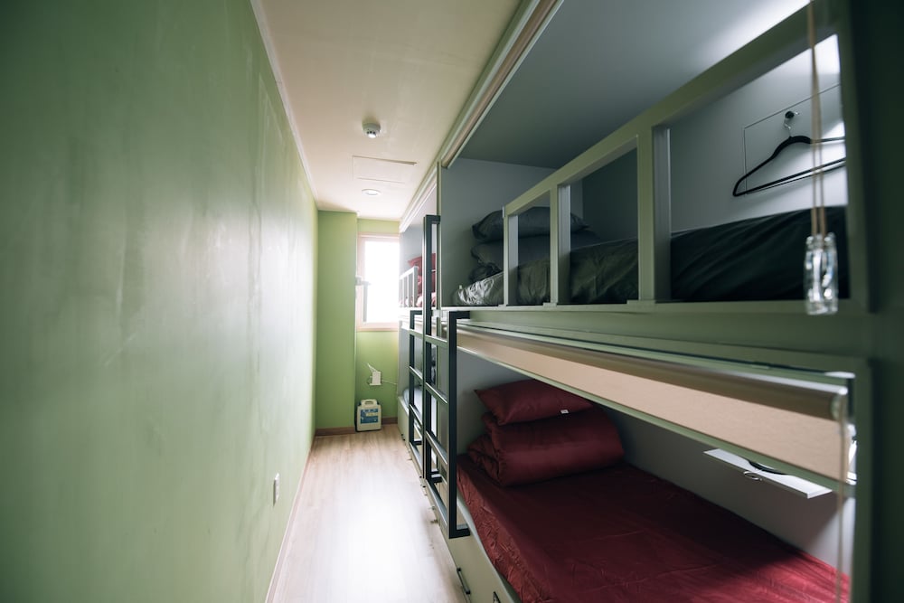 Shared Dormitory, Women only (4 people, 304) photo 1