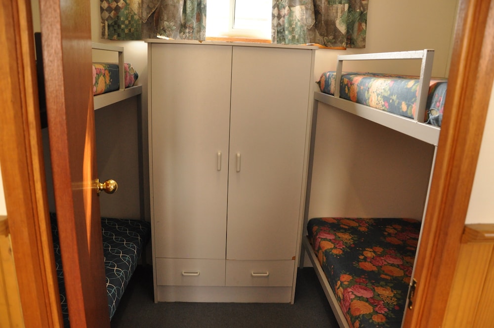 2-Bedroom Cabin photo 2