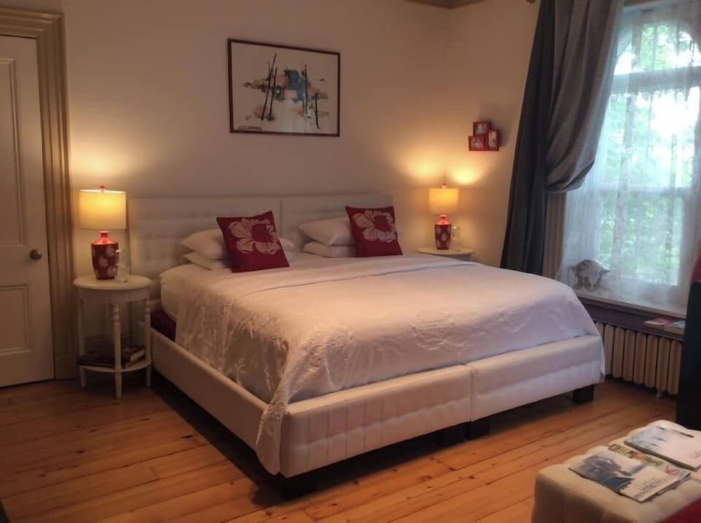 Exclusive Room