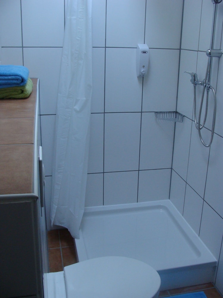 Basic Single Room photo 2