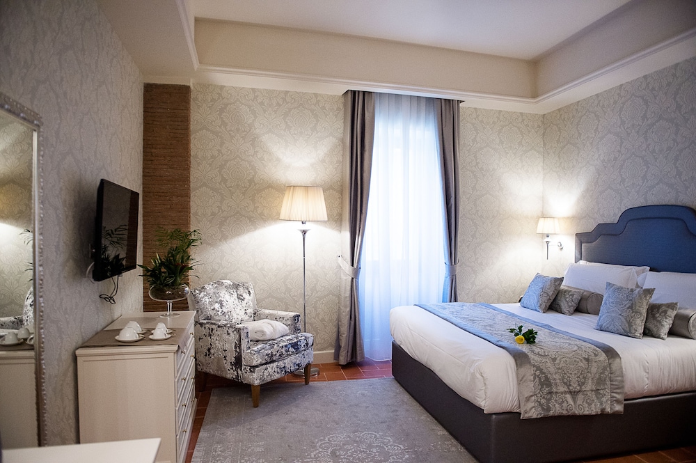 Junior Suite, City View photo 3