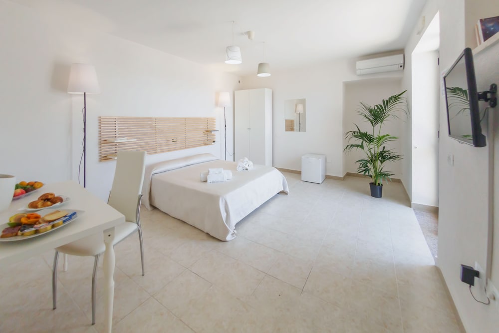 Superior Quadruple Room, Sea View