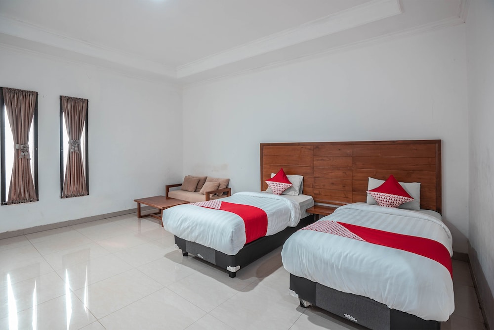 Standard Suite, 2 Twin Beds