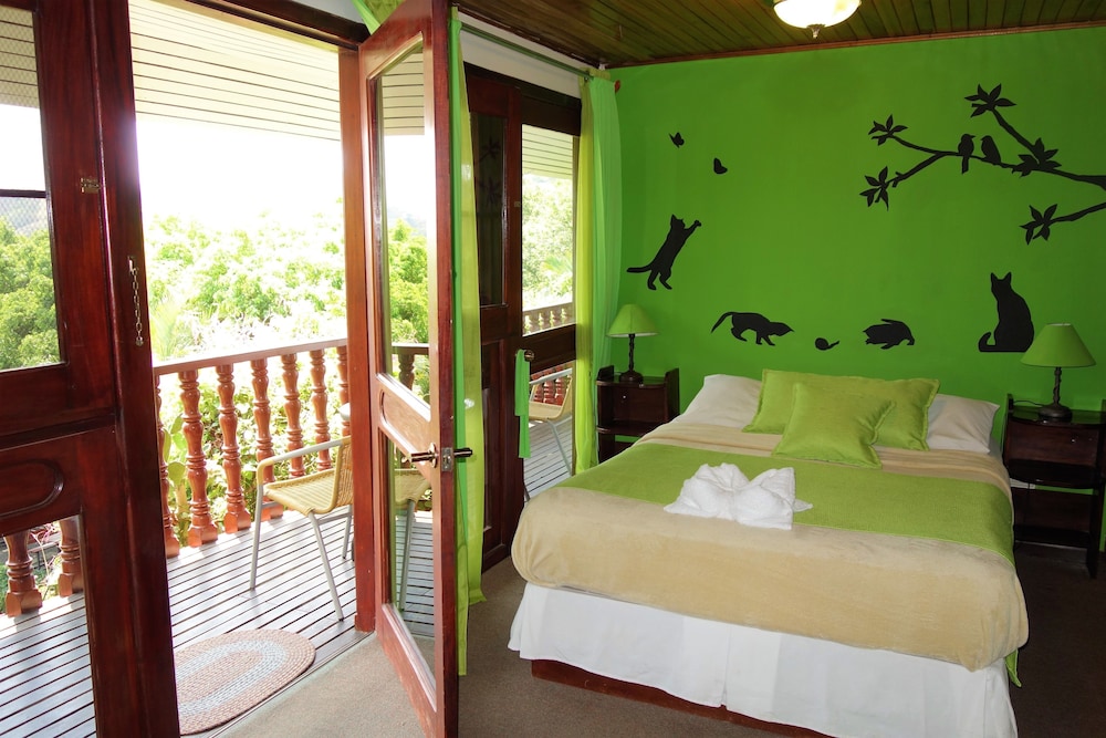 Standard Room, Terrace, Partial Ocean View photo 1